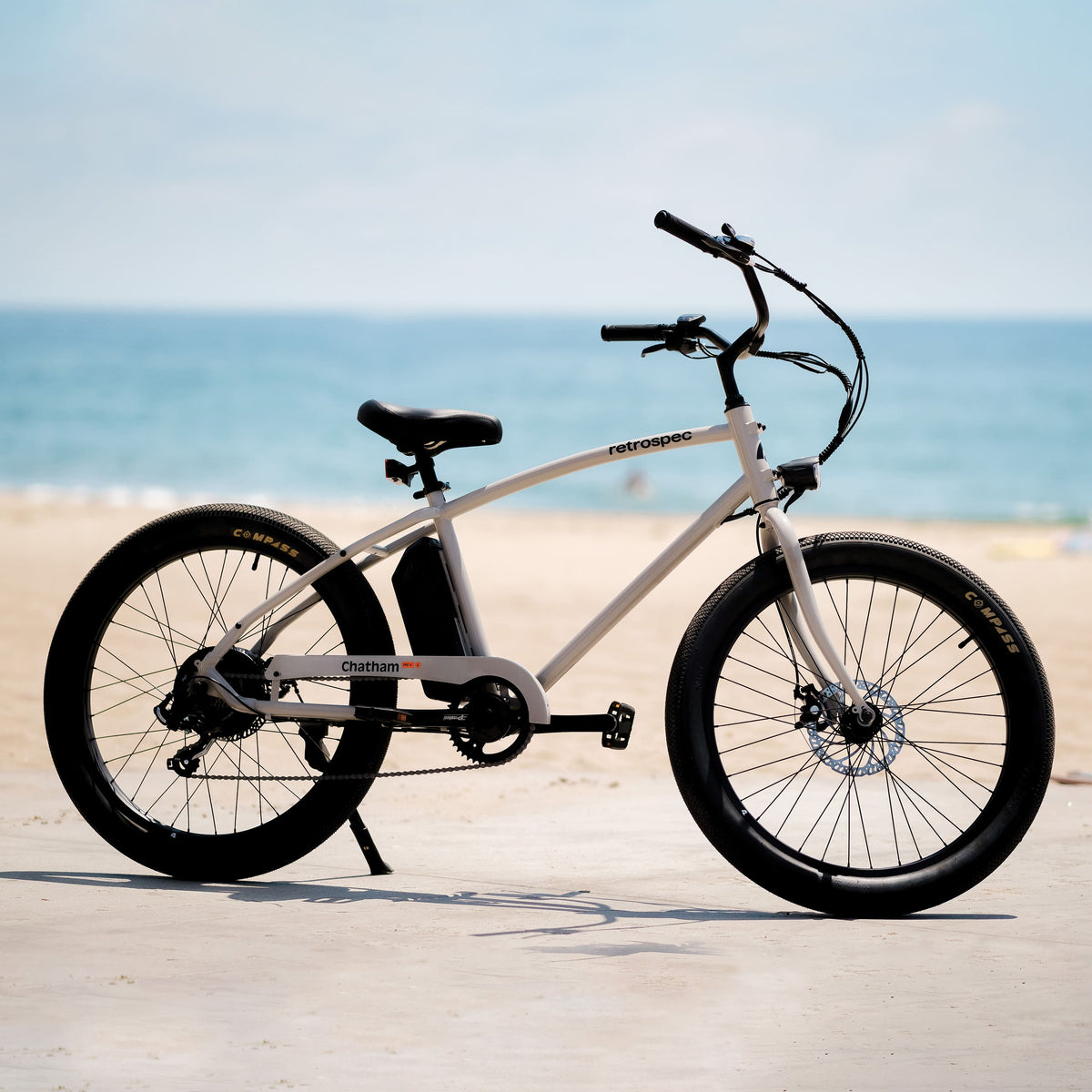 Chatham Rev 3 Beach Cruiser Electric Bike — photo 4