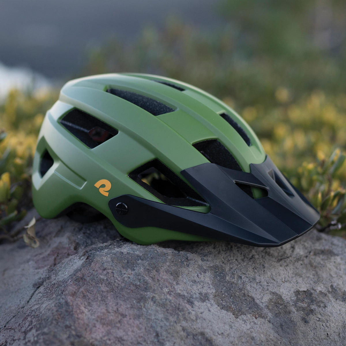 Rowan Mountain Bike Helmet — photo 4